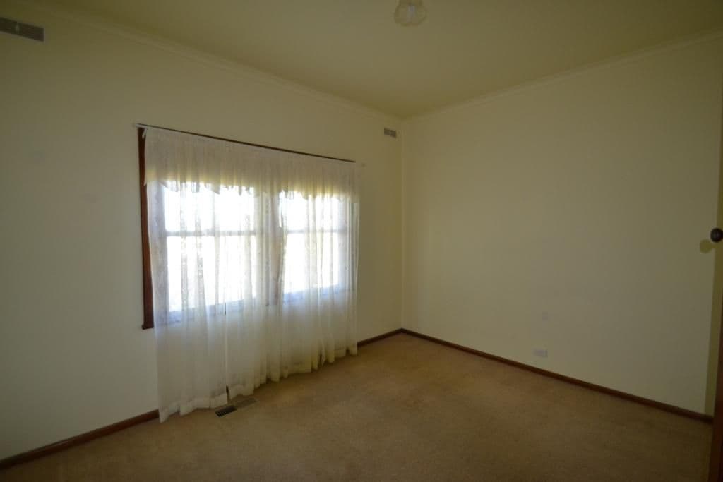 33 Delhi Street, SEYMOUR VIC 3660, Seymour - Thumbnail 6