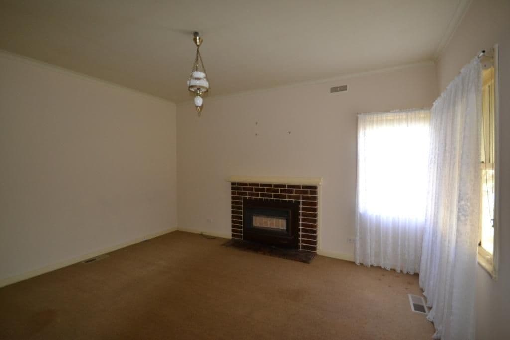 33 Delhi Street, SEYMOUR VIC 3660, Seymour - Thumbnail 3