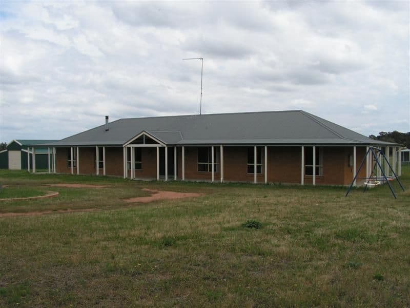 37R Debeaufort Drive, DUBBO NSW 2830, Dubbo - Image 1