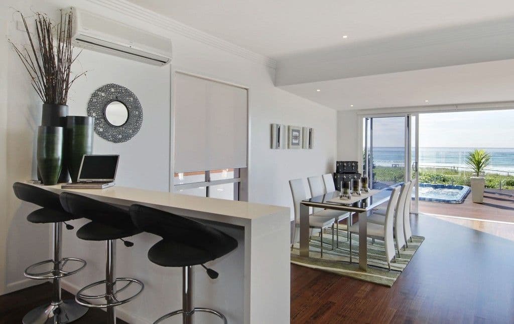 167 Hedges Avenue, MERMAID BEACH QLD 4218, Mermaid Beach - Thumbnail 4