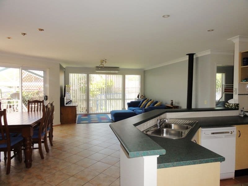 15 Glenlee Drive, HORSLEY NSW 2530, Horsley - Thumbnail 2