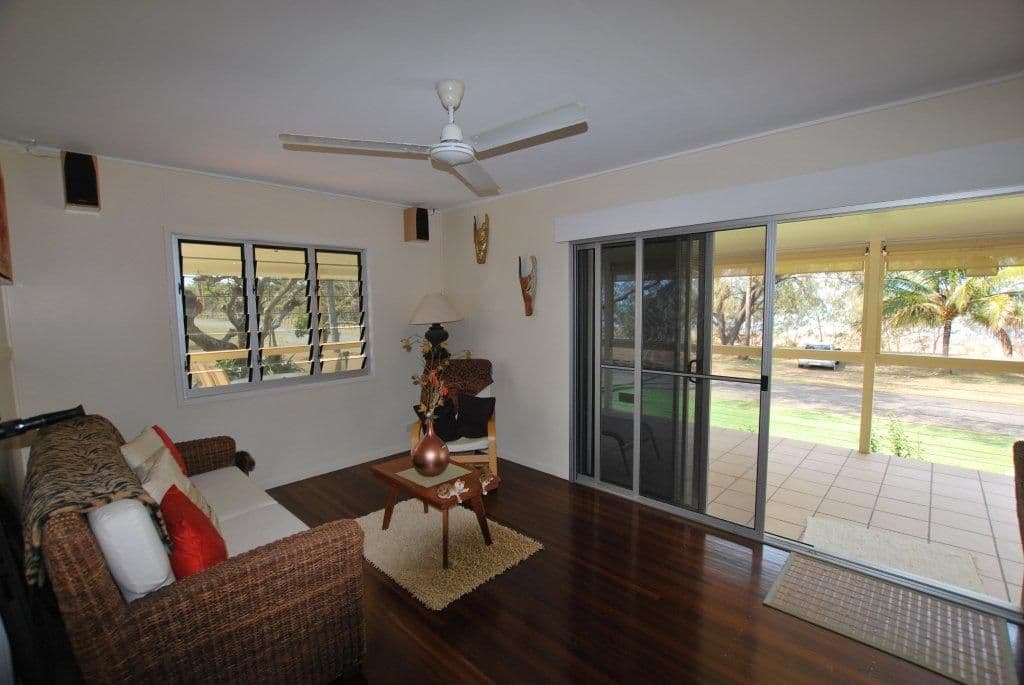 114 The Esplanade, GRASSTREE BEACH QLD 4740, Grasstree Beach - Thumbnail 8