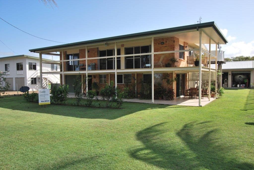 114 The Esplanade, GRASSTREE BEACH QLD 4740, Grasstree Beach - Thumbnail 2