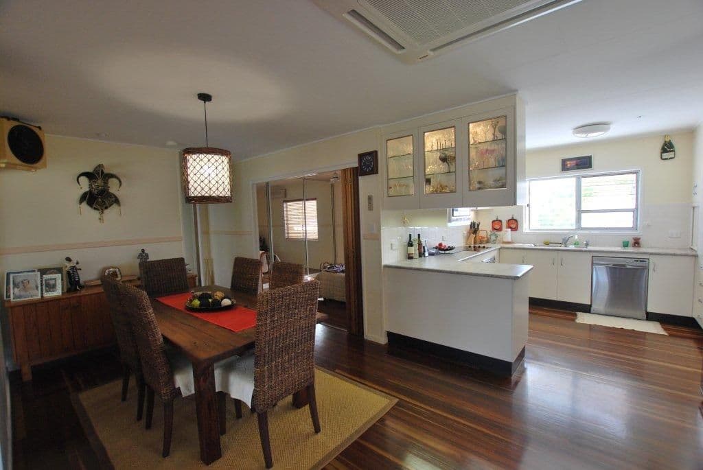 114 The Esplanade, GRASSTREE BEACH QLD 4740, Grasstree Beach - Thumbnail 4
