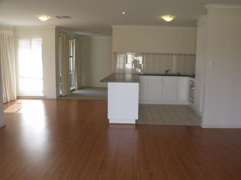 18 Burwood Road, MUNNO PARA WEST SA 5115, Munno Para West - Thumbnail 7
