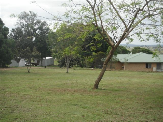 34 North Kerton Road, NANANGO QLD 4615, Nanango - Thumbnail 2