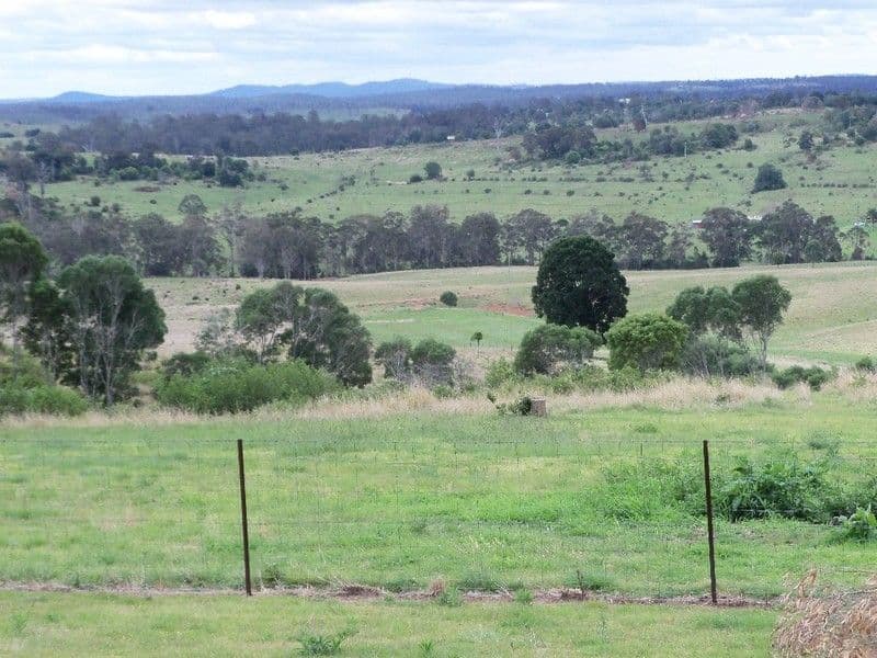 34 North Kerton Road, NANANGO QLD 4615, Nanango - Thumbnail 3