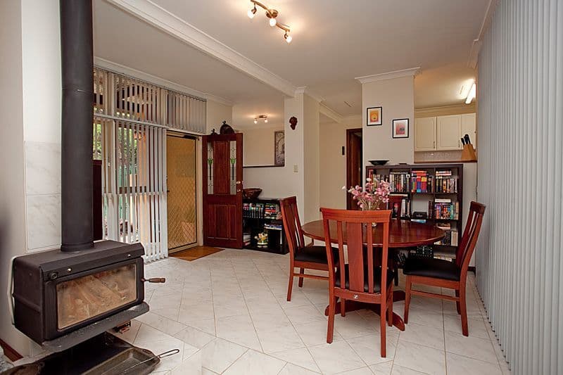 10  Crayden Road, KALAMUNDA WA 6076, Kalamunda - Thumbnail 6