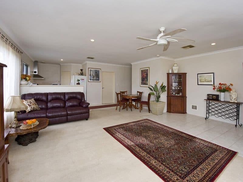 9A Doust Street, CANNINGTON WA 6107, Cannington - Thumbnail 3