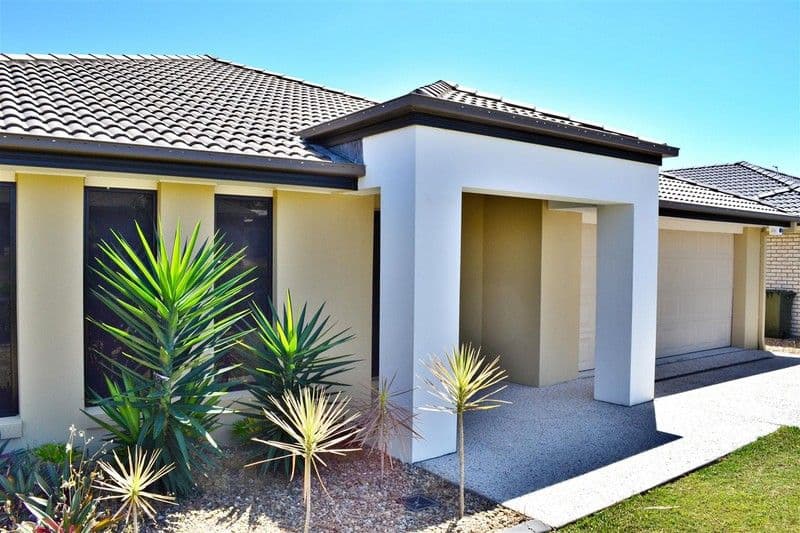 5 Sylvia Close, PACIFIC PINES QLD 4211, Pacific Pines - Image 1