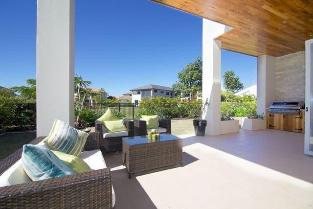 2562 Cressbrook Drive, HOPE ISLAND QLD 4212, Hope Island - Image 1