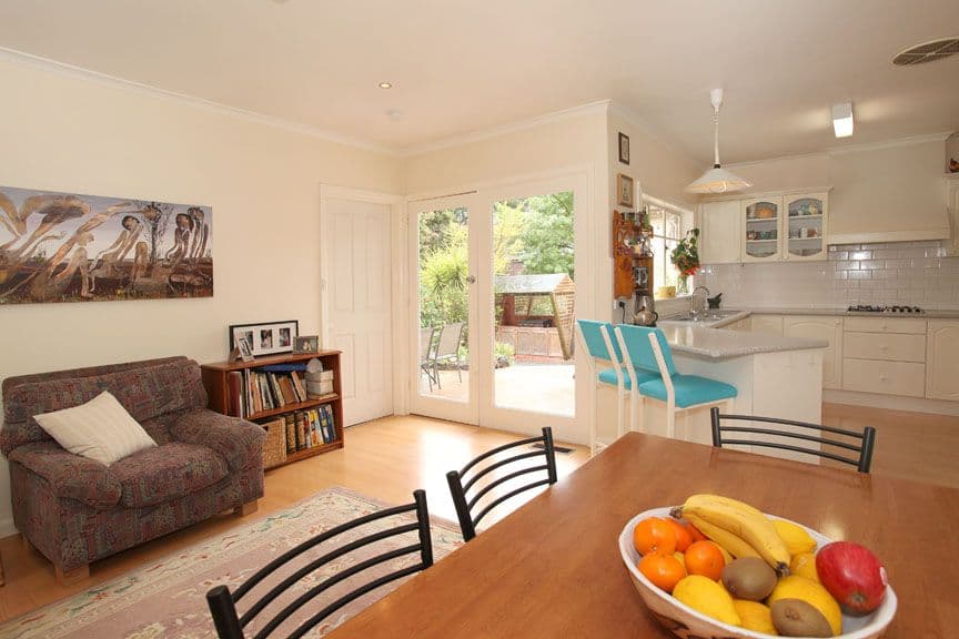 45 Dunscombe Avenue, GLEN WAVERLEY VIC 3150, Glen Waverley - Thumbnail 3