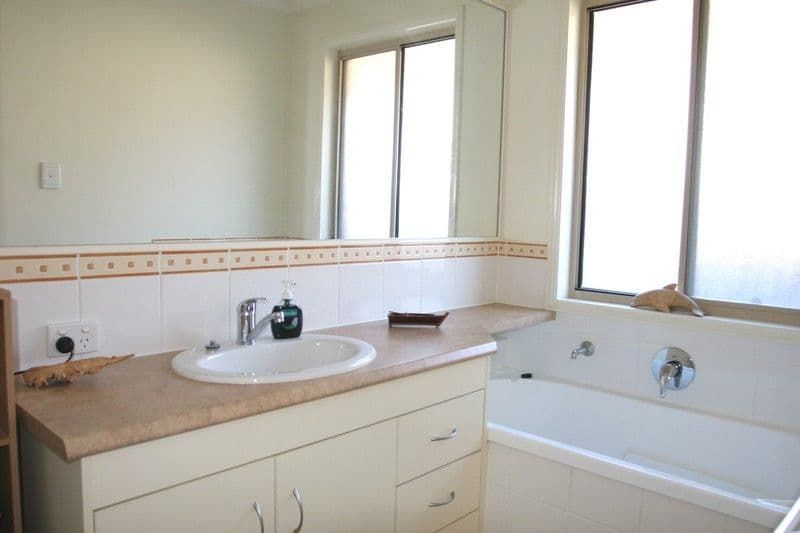 25  Paris Parade, ORMEAU QLD 4208, Ormeau - Thumbnail 5