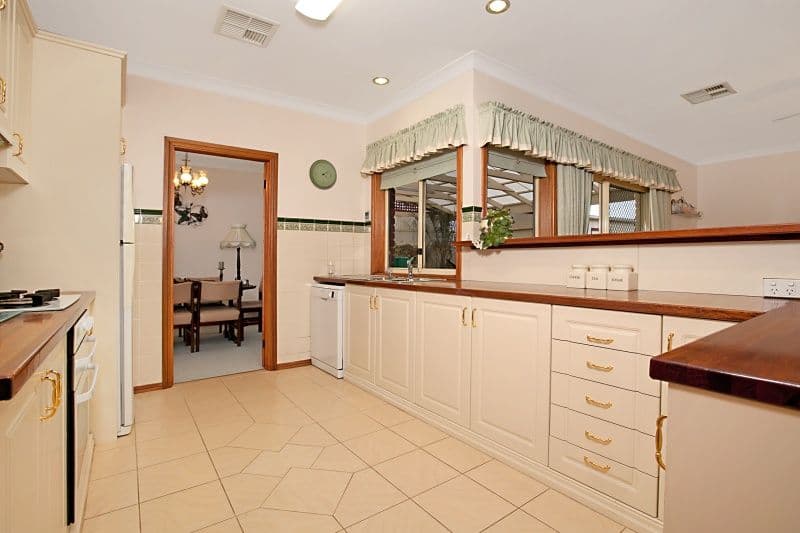 35 Maidencombe Drive, MOANA SA 5169, Moana - Thumbnail 3