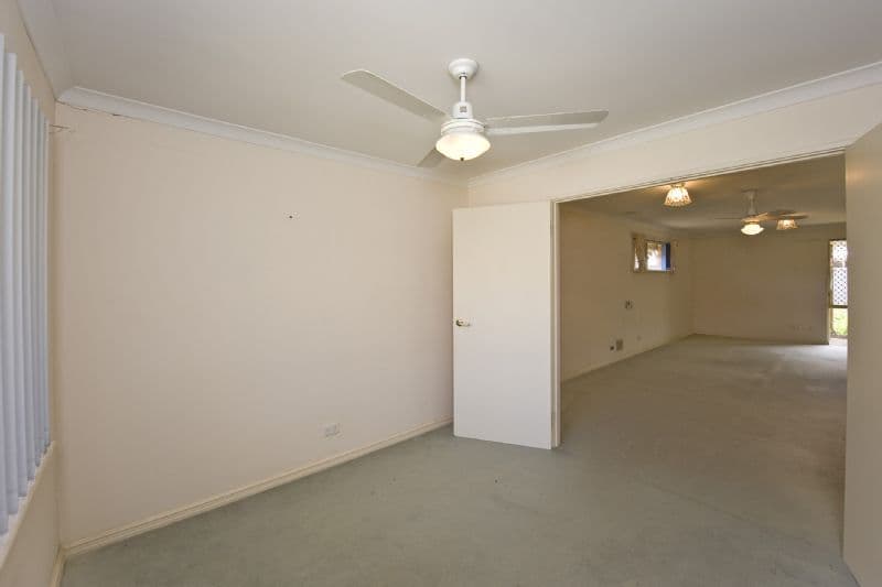 5 Edwards Crescent, REDCLIFFE WA 6104, Redcliffe - Thumbnail 8
