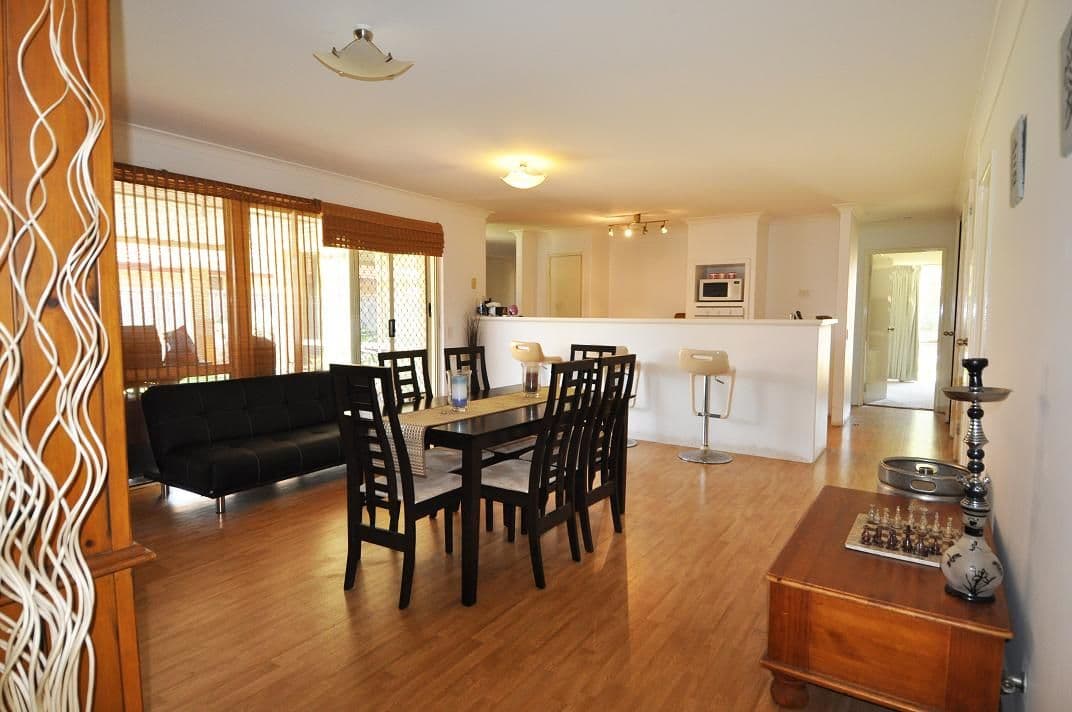 16 Collie Close, ROCKINGHAM WA 6168, Rockingham - Thumbnail 2