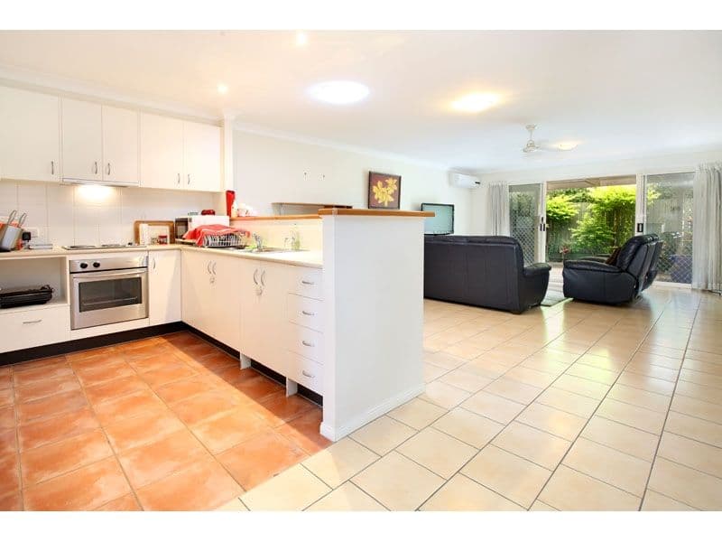 8 Aminya Street, MANSFIELD QLD 4122, Mansfield - Thumbnail 4