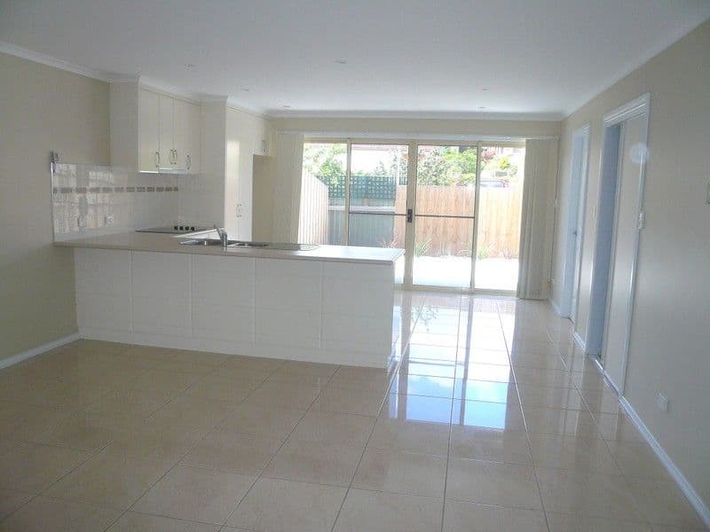 3/11 Goulburn Street, ST LEONARDS TAS 7250, St Leonards - Thumbnail 3