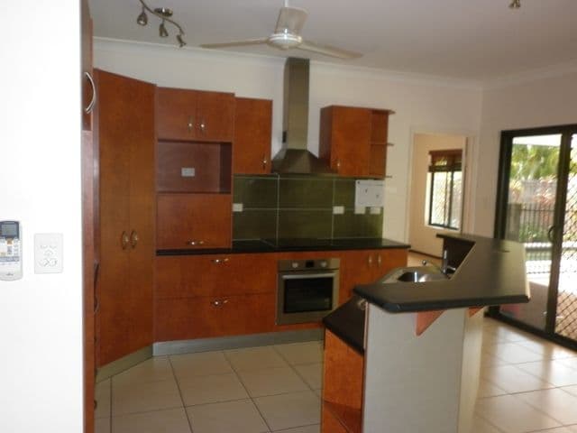 15 Latrobe Street, BAYVIEW NT 0820, Bayview - Thumbnail 2