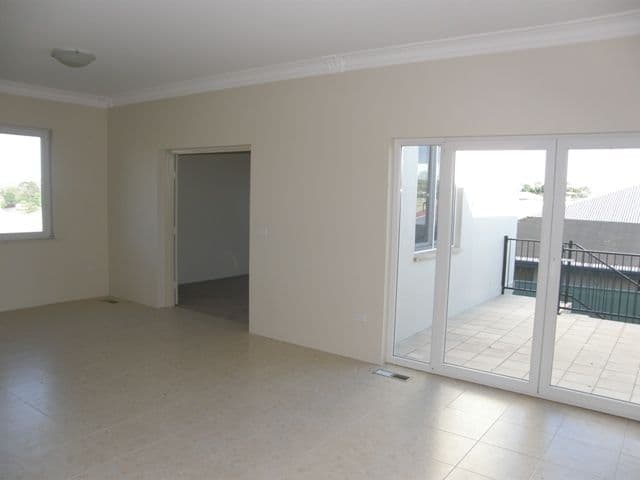 66 Illumba Way, KELSO NSW 2795, Kelso - Thumbnail 8