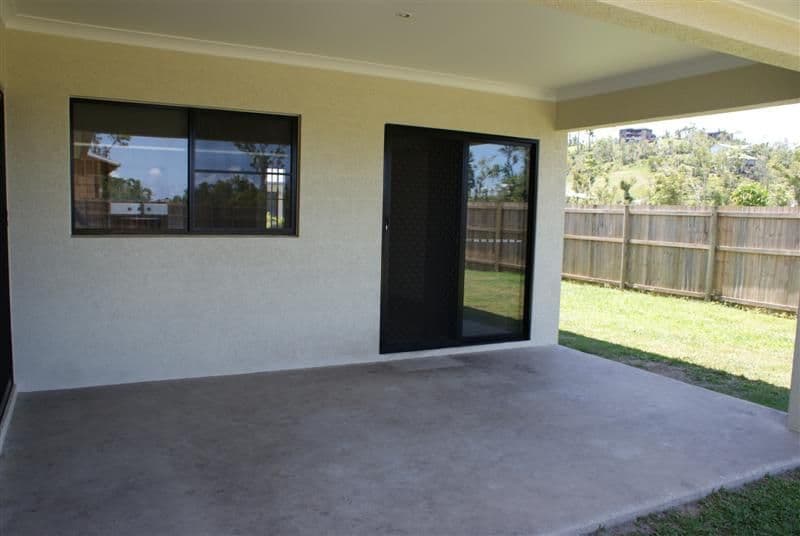 31 MIDSHIPMAN Street, SOUTH MISSION QLD 4852, South Mission Beach - Thumbnail 2