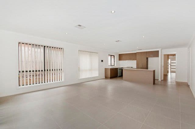 25 Maris King Street, CASEY ACT 2913, Casey - Image 1