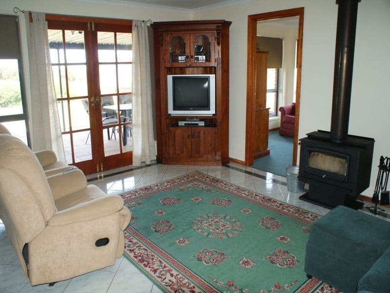 15 Old Swanport Road, MURRAY BRIDGE SA 5253, Murray Bridge - Thumbnail 8