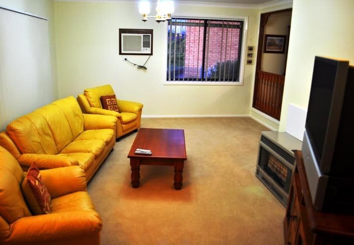 8 Cherry Court, YOUNG NSW 2594, Young - Thumbnail 2