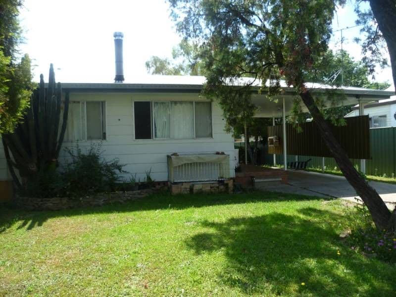 9 Cameron Street, INVERELL NSW 2360, Inverell - Image 1