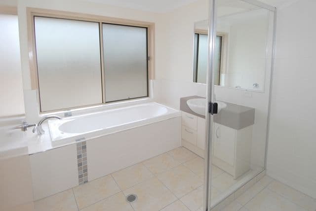 88 O'Reilly Drive, CALOUNDRA WEST QLD 4551, Caloundra West - Thumbnail 5