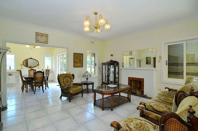 36 Doncaster East Road, MITCHAM VIC 3132, Mitcham - Thumbnail 2
