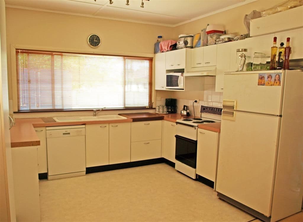 19 Ocean View Road, GOROKAN NSW 2263, Gorokan - Thumbnail 5