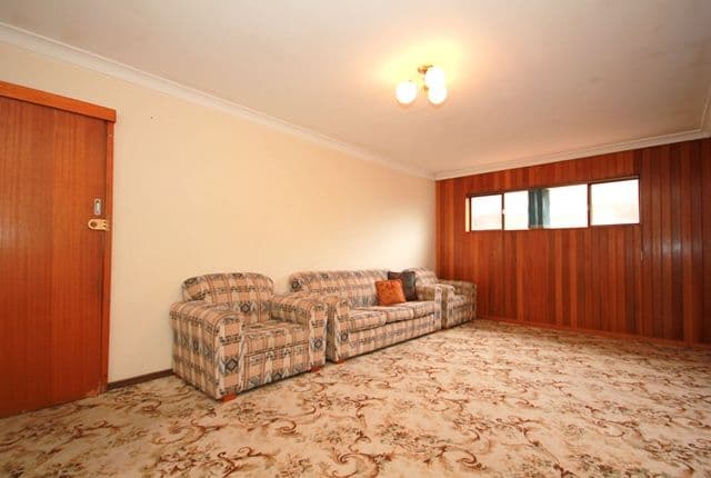 7 Parer Avenue, CONDELL PARK NSW 2200, Condell Park - Thumbnail 6