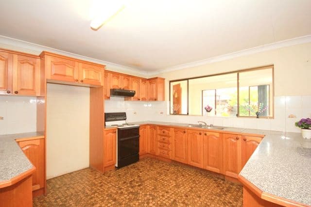 7 Parer Avenue, CONDELL PARK NSW 2200, Condell Park - Thumbnail 3