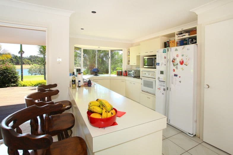 103 Cabana Boulevard, BENOWA QLD 4217, Benowa - Thumbnail 4