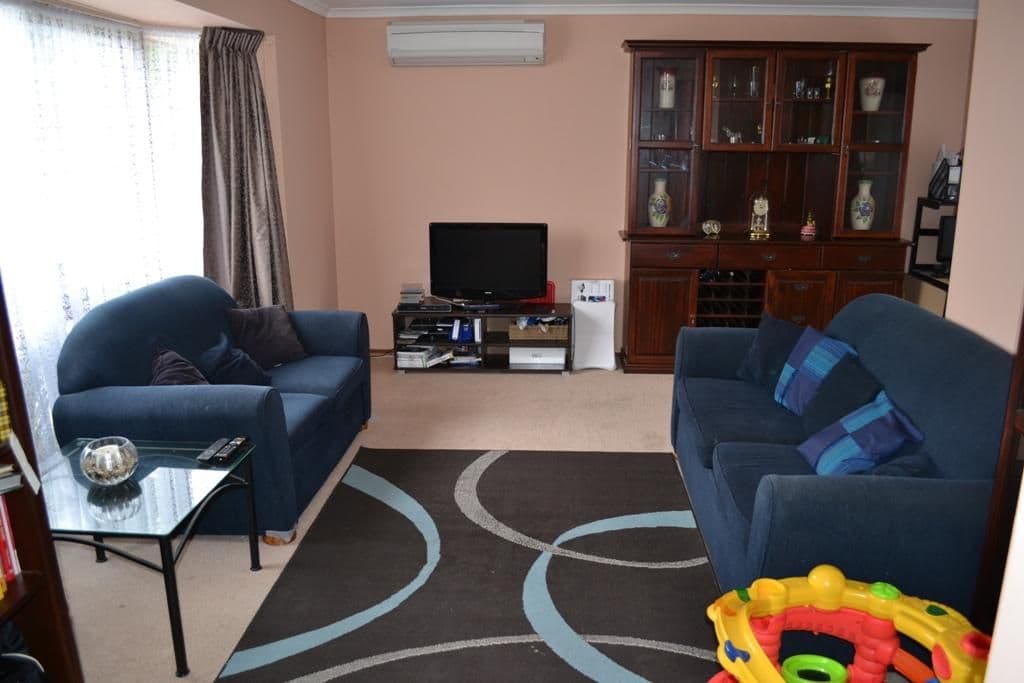 1 Dowling Court, SUNBURY VIC 3429, Sunbury - Thumbnail 2