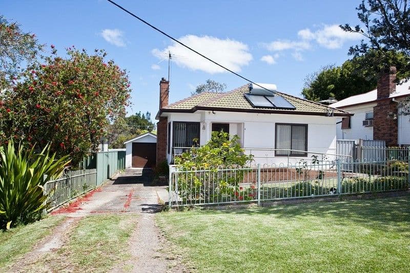 4 First Avenue, JANNALI NSW 2226, Jannali - Image 1