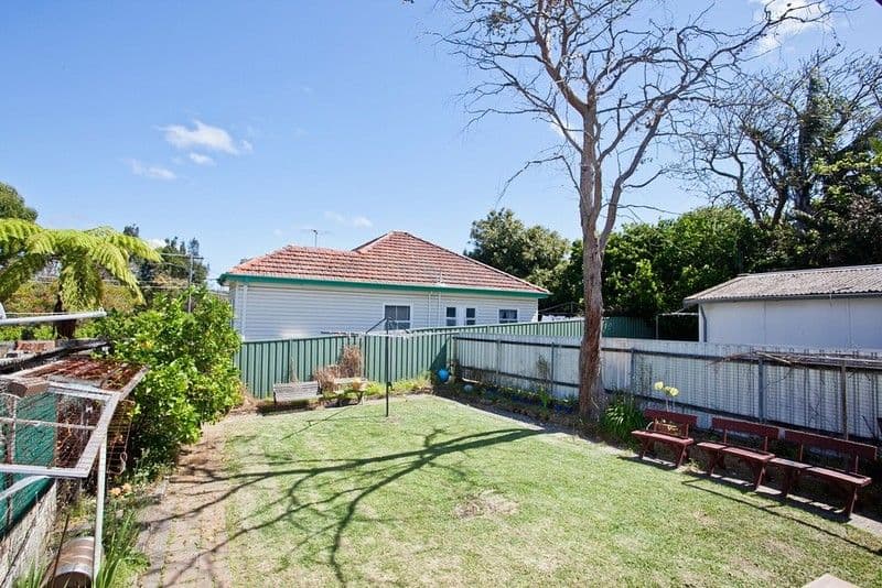 4 First Avenue, JANNALI NSW 2226, Jannali - Thumbnail 7