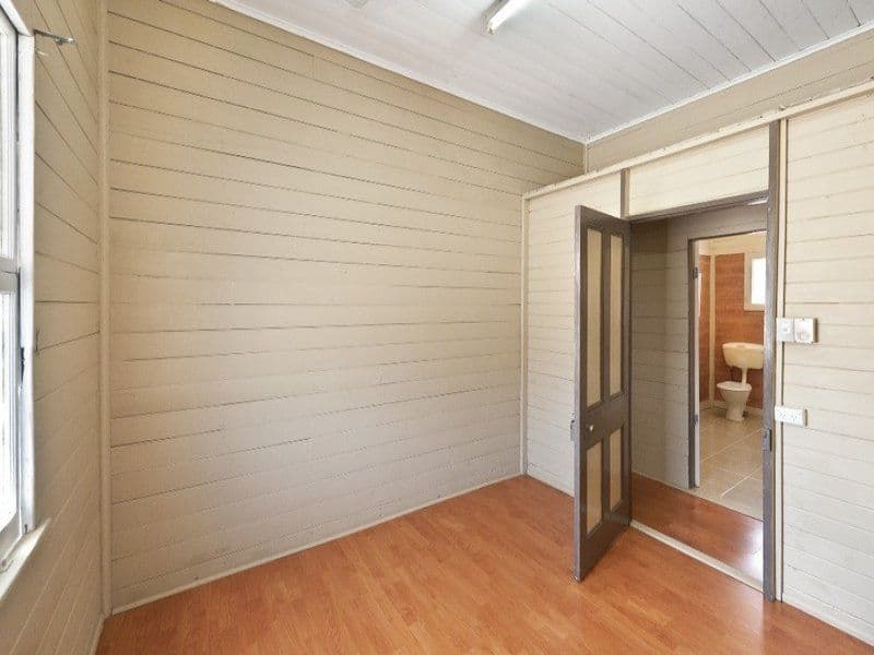 237 Kent Street, DEPOT HILL QLD 4700, Depot Hill - Thumbnail 5