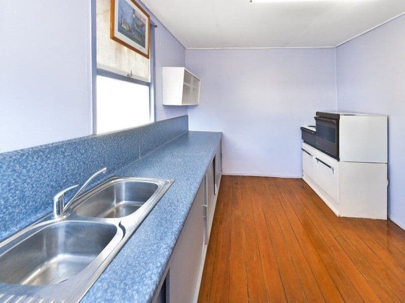 237 Kent Street, DEPOT HILL QLD 4700, Depot Hill - Thumbnail 2