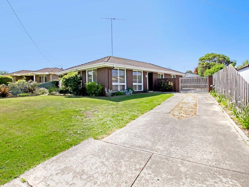 2  Tamala Avenue, MARSHALL VIC 3216, Marshall - Thumbnail 2
