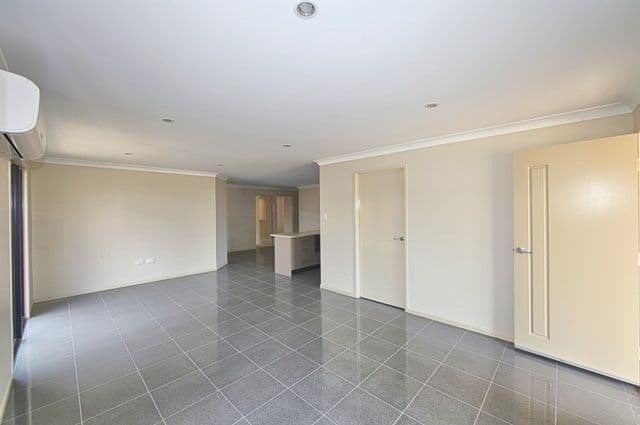50 Kendalls Road, AVOCA QLD 4670, Avoca - Thumbnail 3