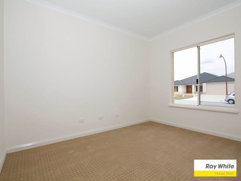 70 Waterfoot Loop, CANNING VALE WA 6155, Canning Vale - Thumbnail 8