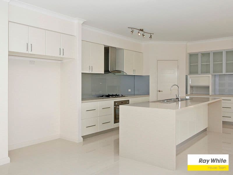 70 Waterfoot Loop, CANNING VALE WA 6155, Canning Vale - Thumbnail 6