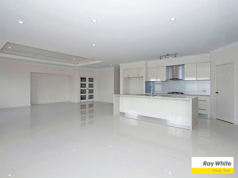 70 Waterfoot Loop, CANNING VALE WA 6155, Canning Vale - Thumbnail 3
