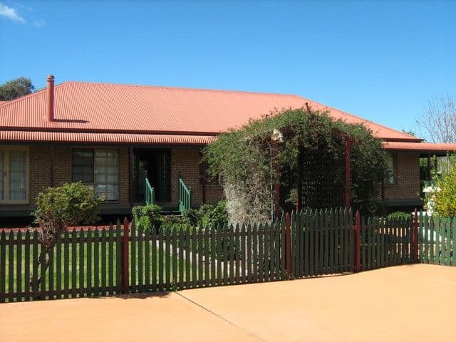 23 Saggers Close, GORDON ACT 2906, Gordon - Image 1
