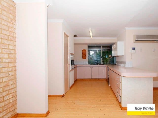 10 Windsor Drive, GOSNELLS WA 6110, Gosnells - Thumbnail 2