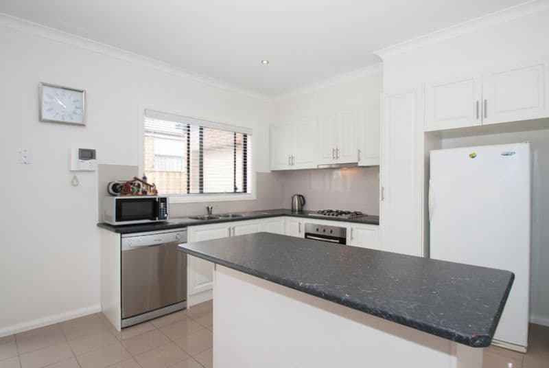 22 Frewin Street, EPPING VIC 3076, Epping - Thumbnail 2