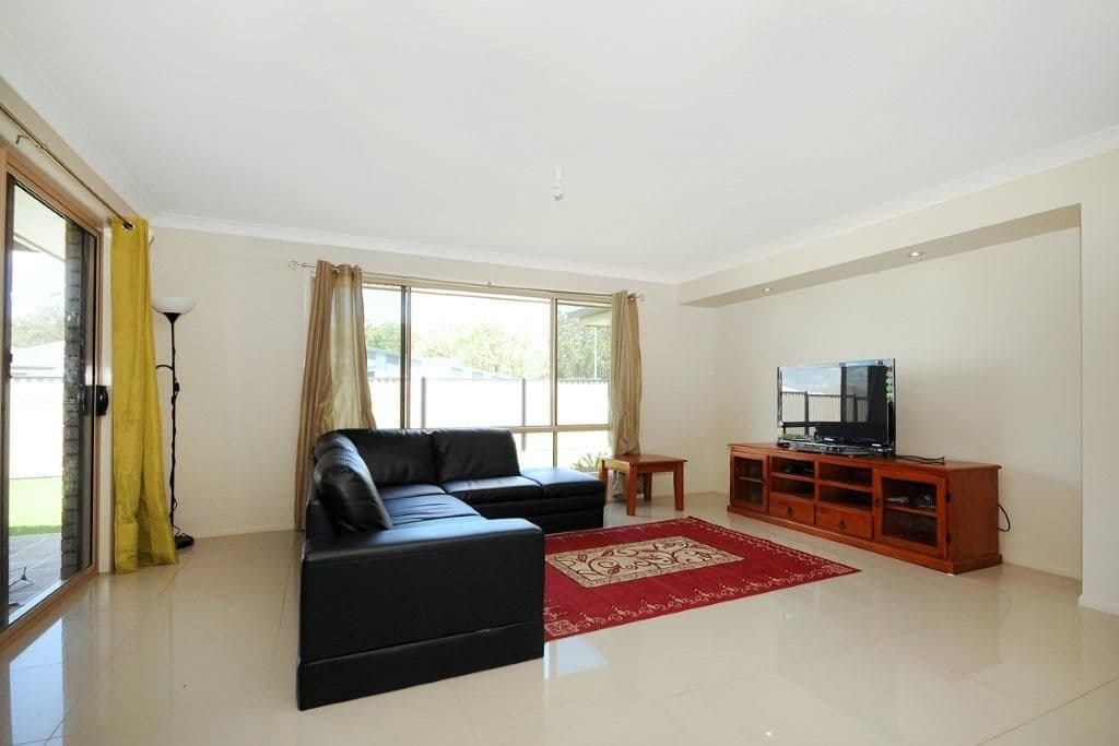 11 Tarlington Street, MIDDLE RIDGE QLD 4350, Middle Ridge - Thumbnail 3