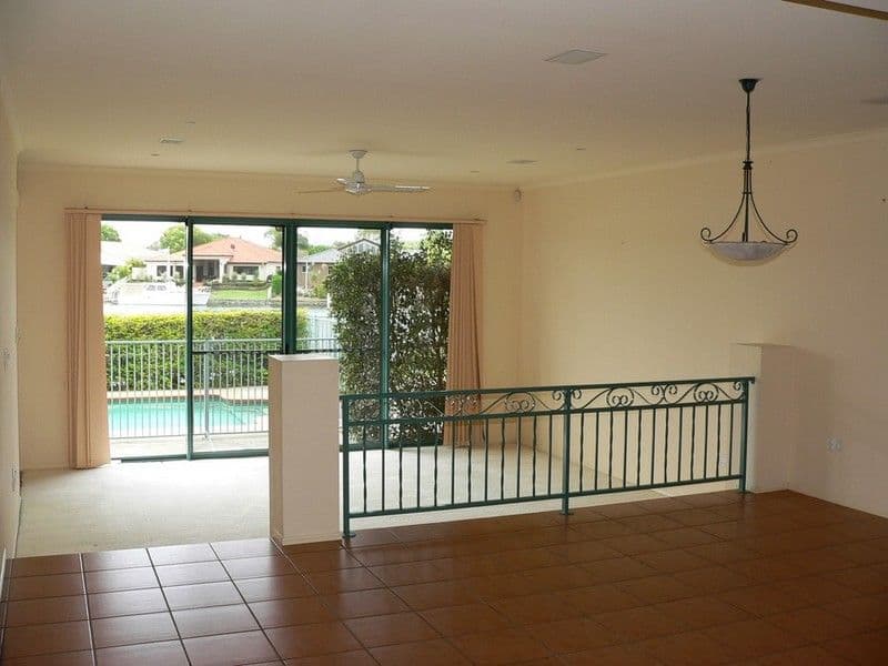 17 Westlake Court, HELENSVALE QLD 4212, Helensvale - Thumbnail 5